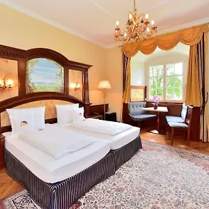 schloss-hotel-wasserburg.com-bavaria.com/